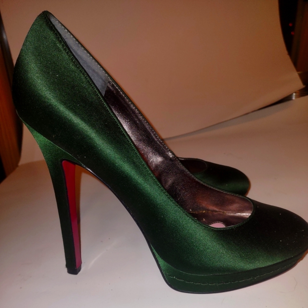 Paris Hilton stilettos, size 10 medium, green satin, euc